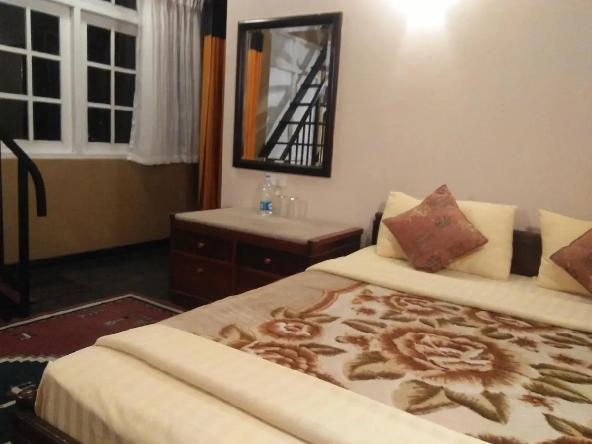 Hotel House Of Leisure Nuwara Eliya